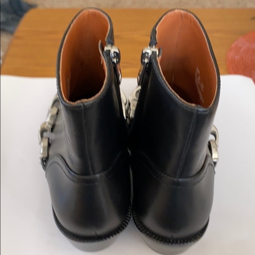 Coach Black Allen Ankle Leather Size 5 Boots With Silver Signature C Chain NIB - Picture 8 of 12